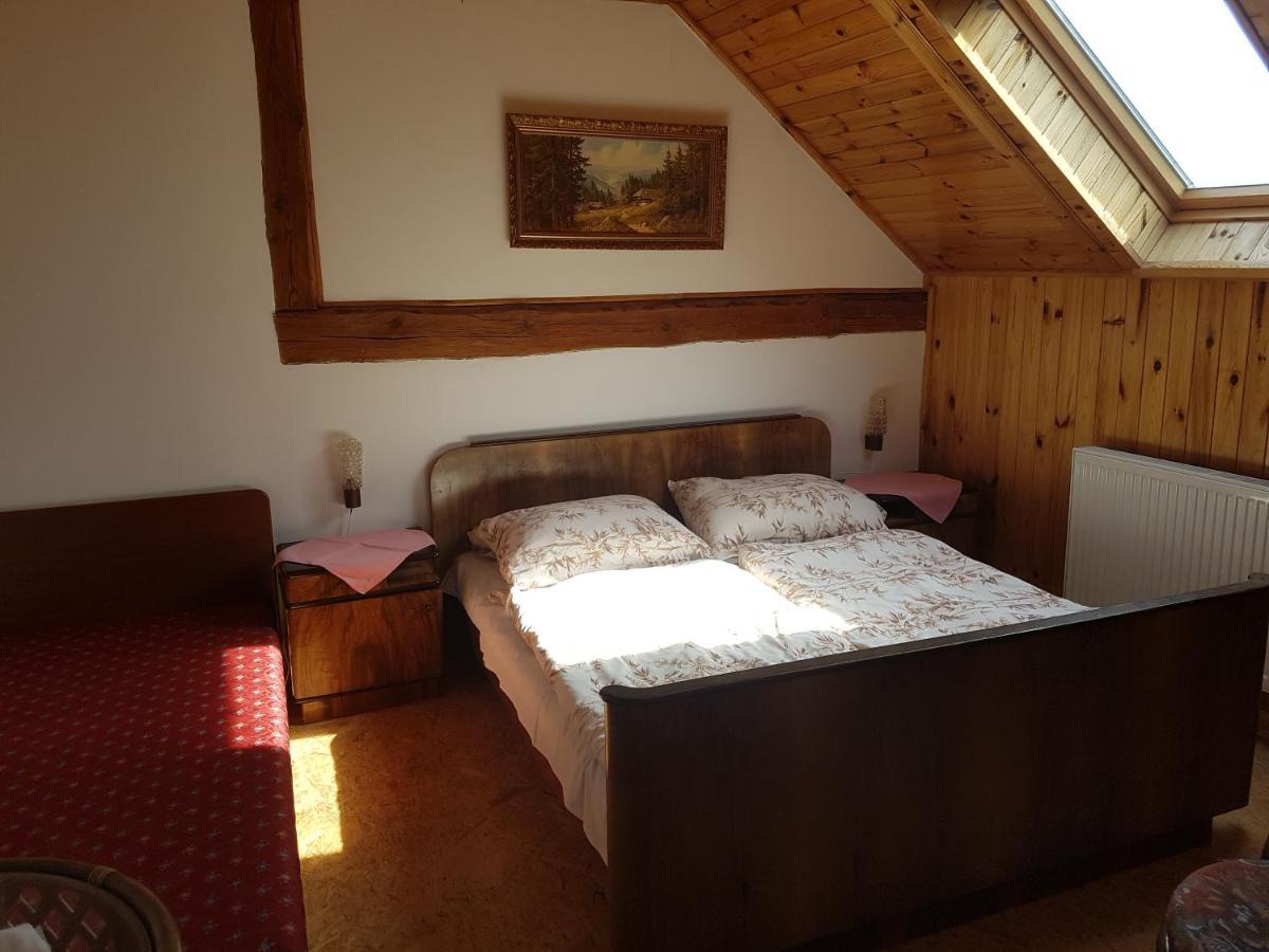 Hostinec Selsky Dvur Zbiroh Exterior foto