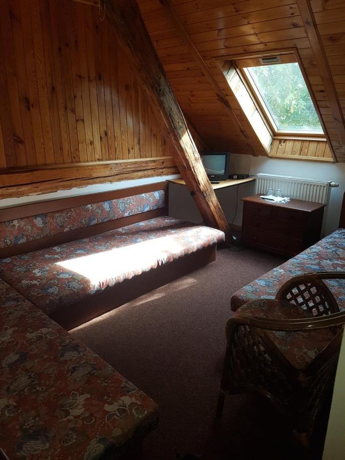 Hostinec Selsky Dvur Zbiroh Exterior foto